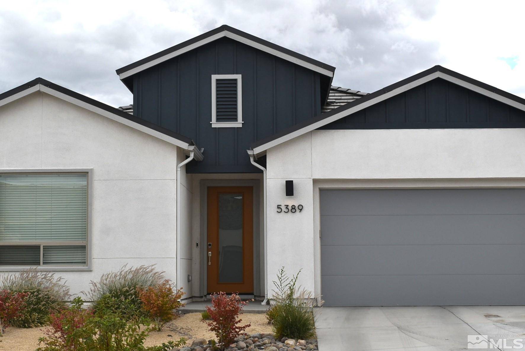 Sparks, NV 89436,5389 Skystone DR Drive
