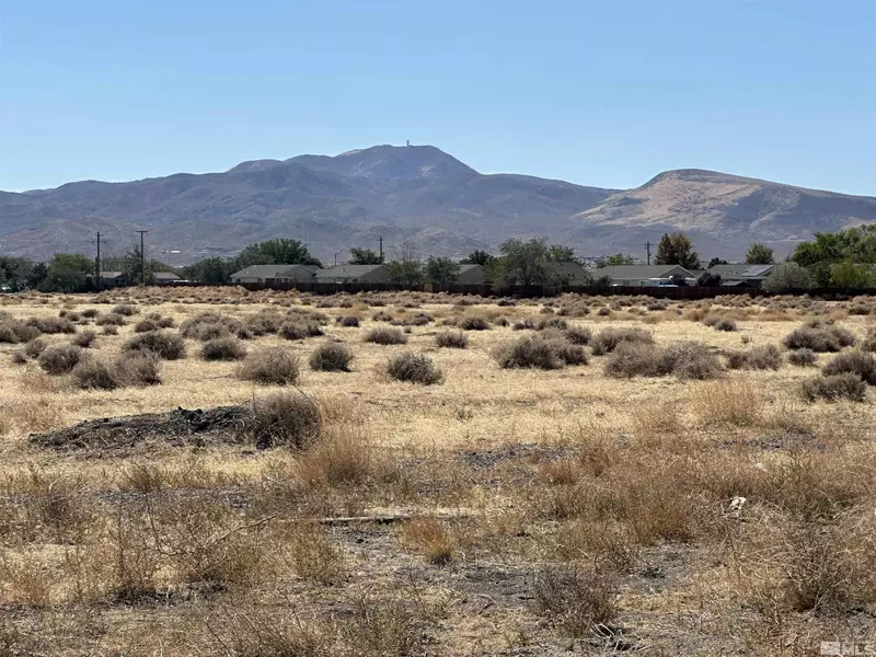 01516108 Idaho ST Street, Silver Springs, NV 89429