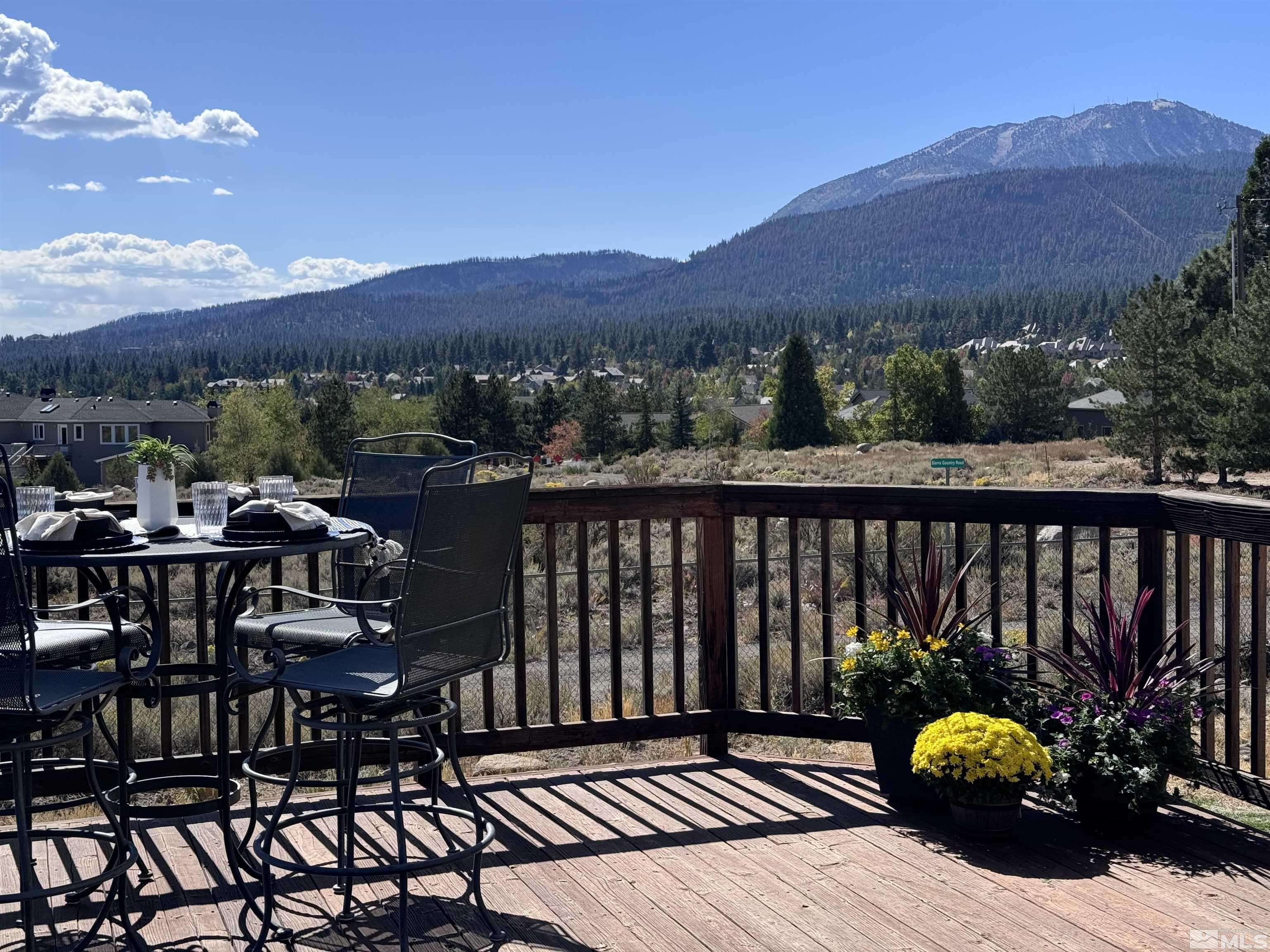 15992 Thompson LN Lane, Reno, NV 89511
