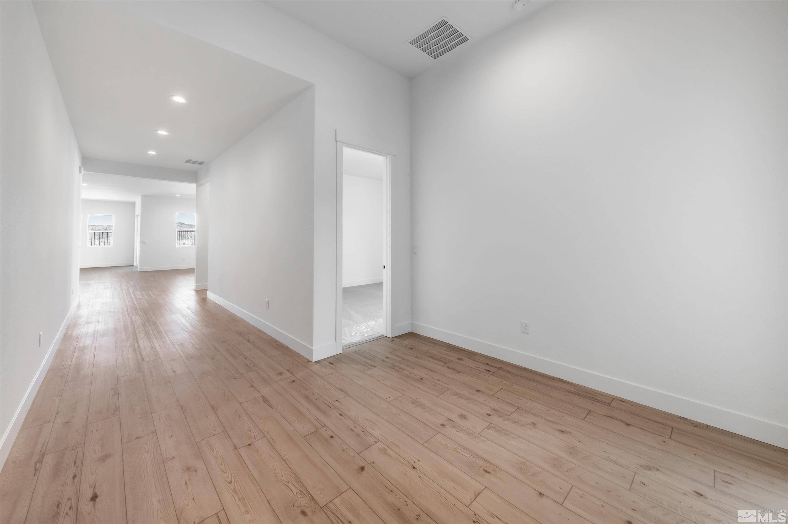Sparks, NV 89441,11565 Vinegar Peak DR Drive #Harris 118