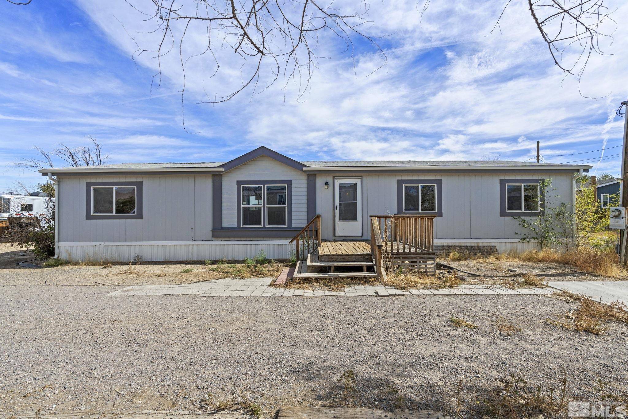 1370 Lahontan ST Street, Silver Springs, NV 89429