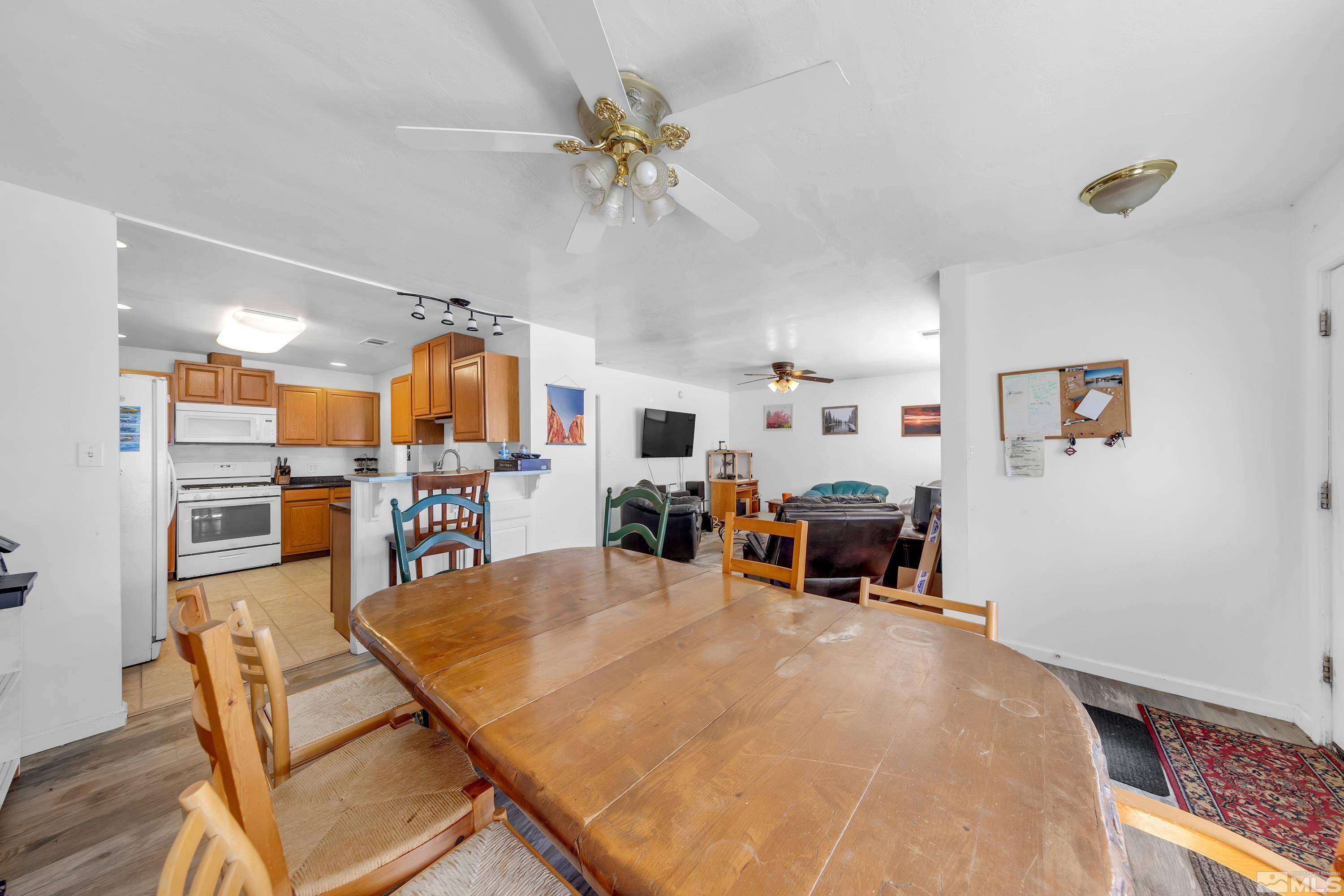 Reno, NV 89502,945 Brentwood DR Drive