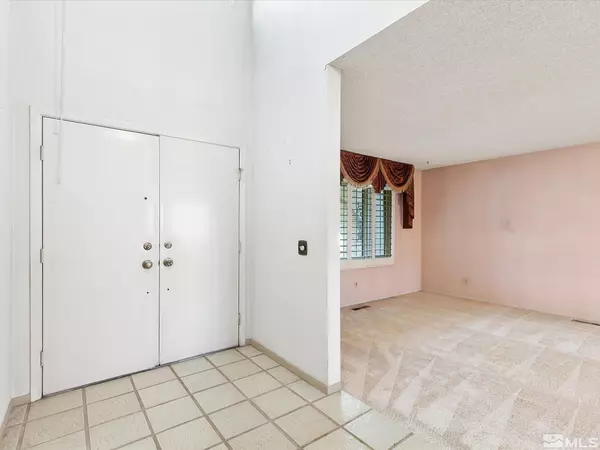 Reno, NV 89509,4800 Warren WAY