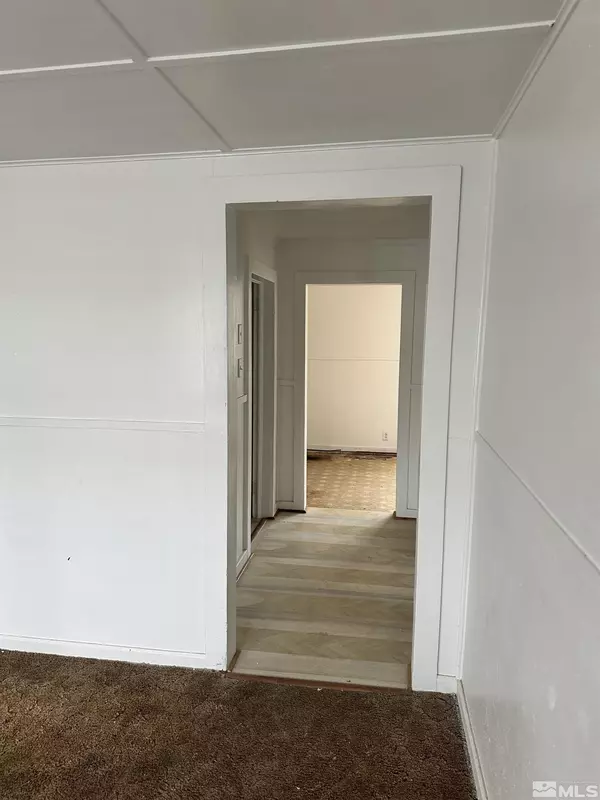 Tonopah, NV 89049,251 S Prospect