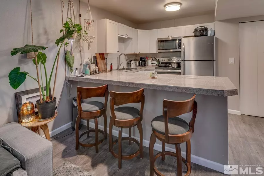 2555 Clear Acre LN Lane #9-3, Reno, NV 89512