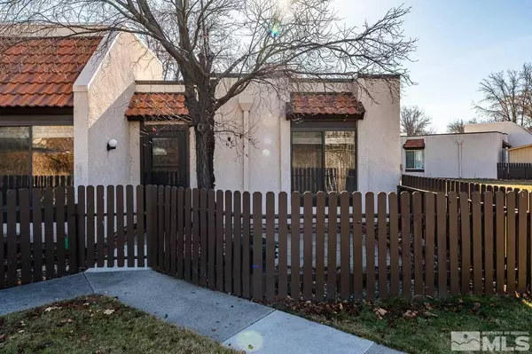 1056 Baywood DR #C, Sparks, NV 89434