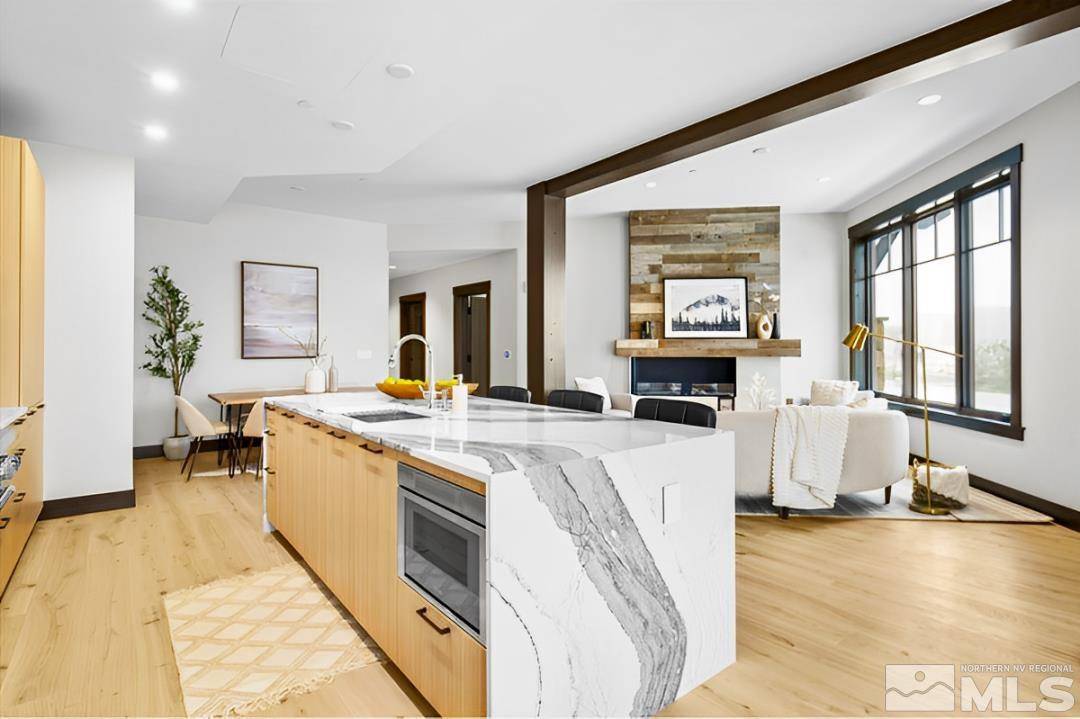 46 Beach Club DR Drive #903, Stateline, NV 89449