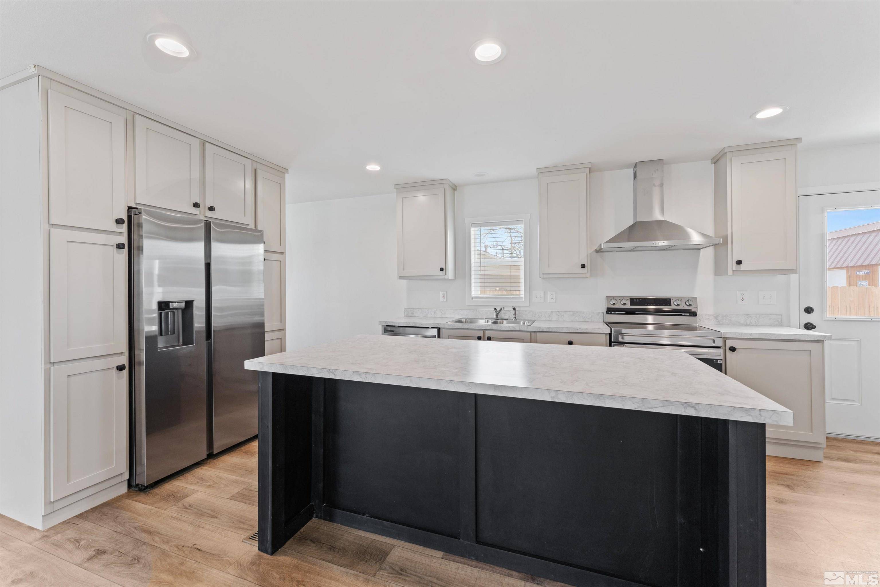 Fallon, NV 89406,555 Babb PL Place