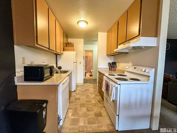 Reno, NV 89502,4608 Neil RD Road #246