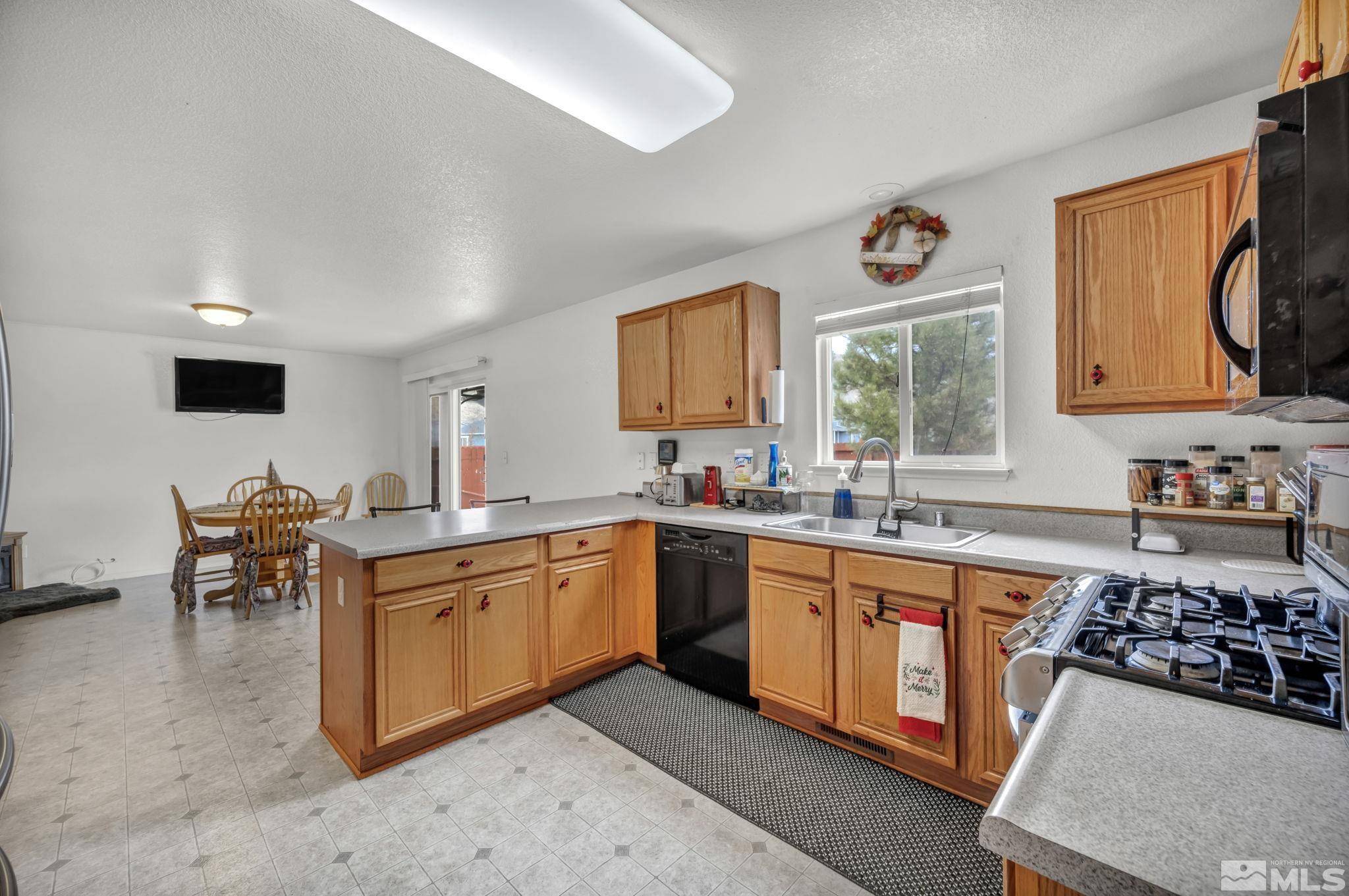 Reno, NV 89508,17795 Oakview CT Court