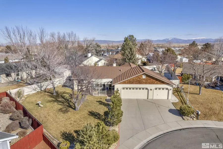 1754 Lupine CIR, Minden, NV 89423