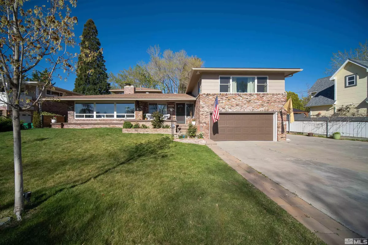 Reno, NV 89509,2075 Lakeside DR Drive