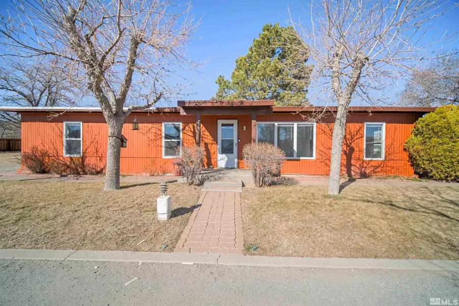 5743 Yukon, Sun Valley, NV 89433
