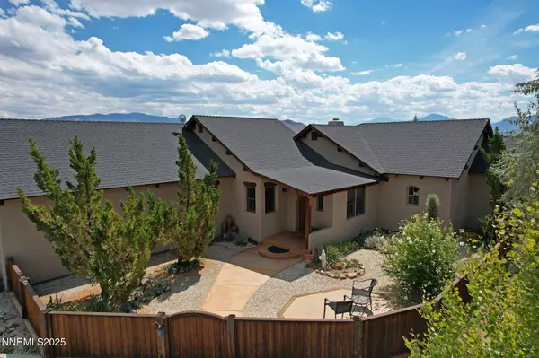 Smith Valley, NV 89430,10 Dee CT