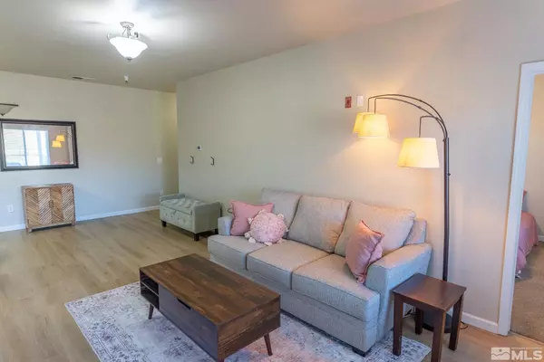 Reno, NV 89503,200 Talus WAY #123