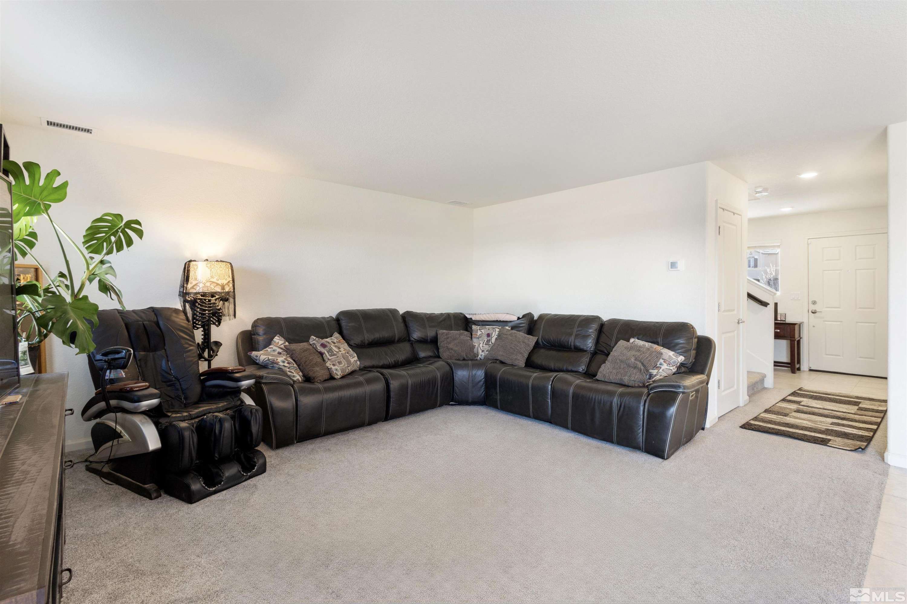 Reno, NV 89506,8982 Sagemoor DR Drive