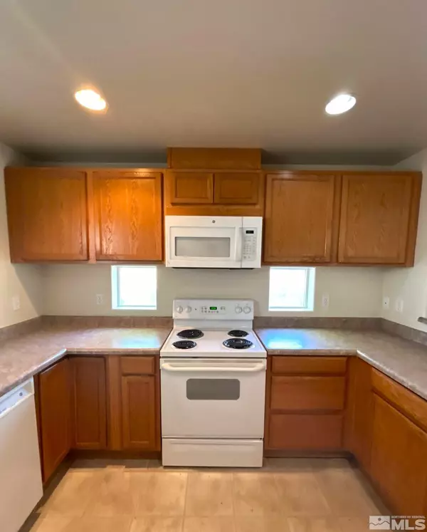 Sparks, NV 89431,412 10th ST Street #B