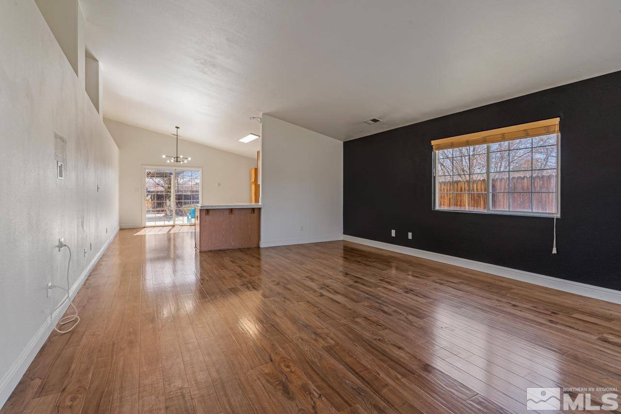 Sparks, NV 89436,45 Tankersley CT Court