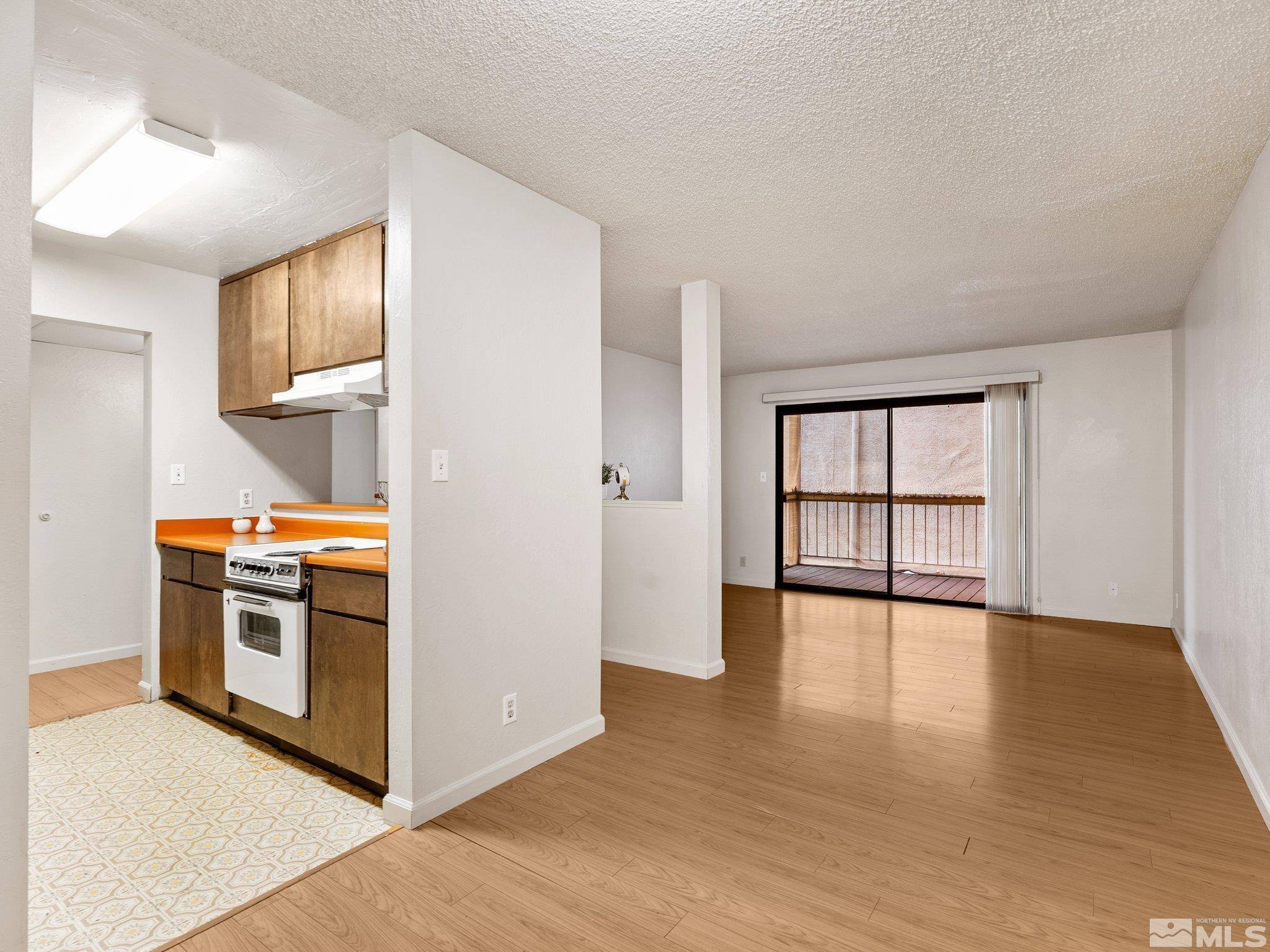 Reno, NV 89509,2955 Lakeside DR Drive #218