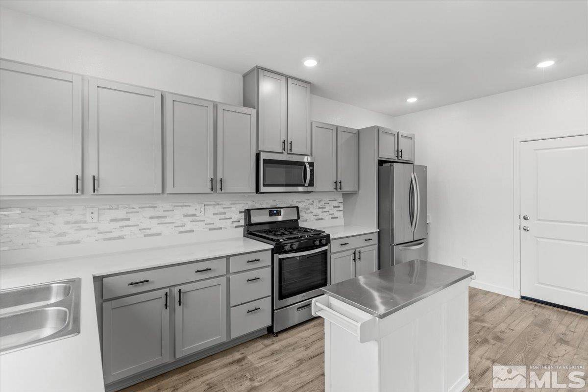 Reno, NV 89506,8863 Gazing Star DR Drive