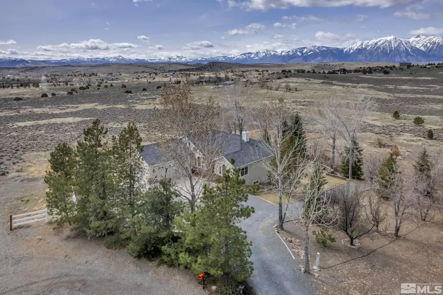 1568 Barker CT, Gardnerville, NV 89410