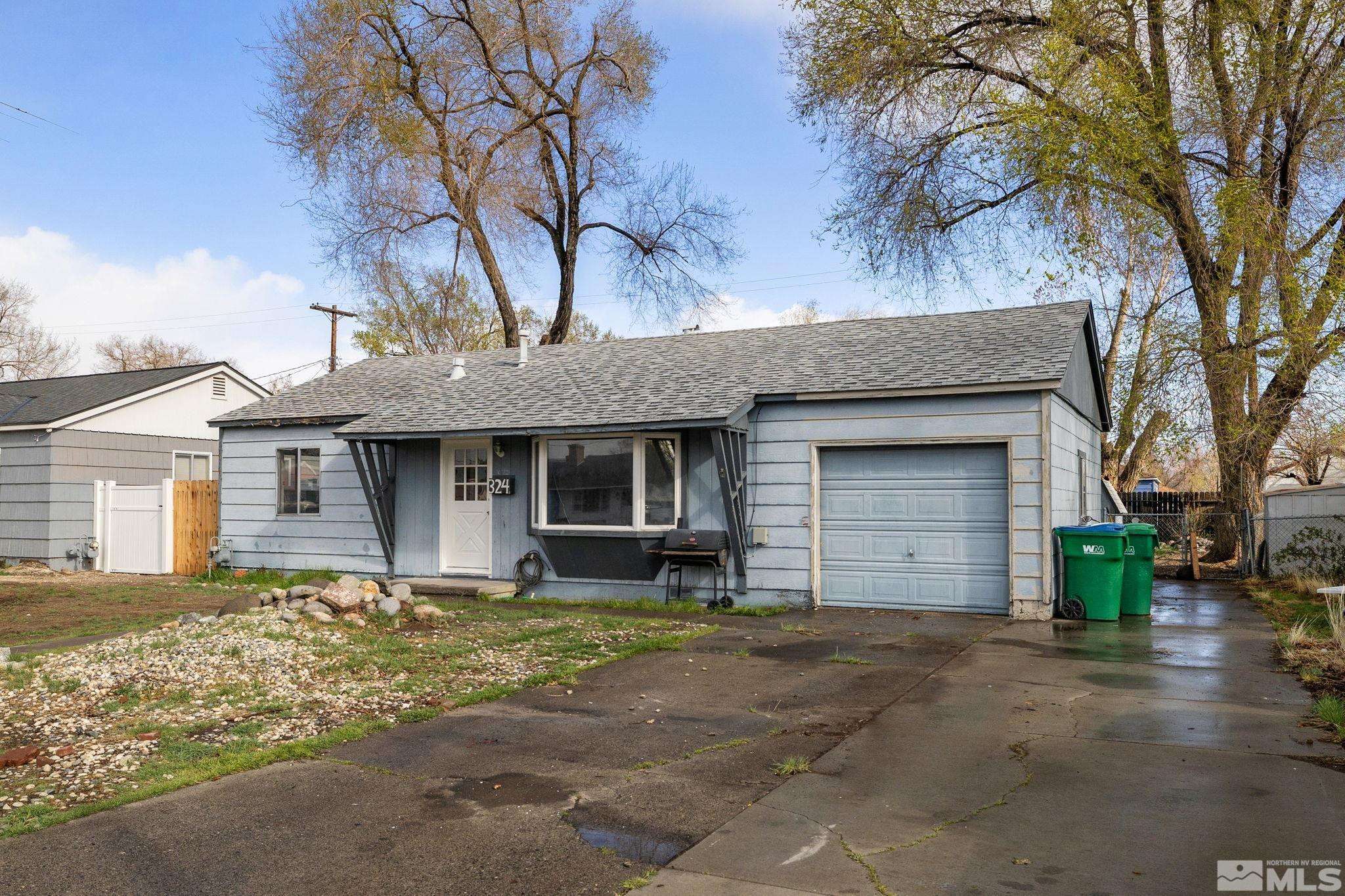 Sparks, NV 89431,324 I ST Street