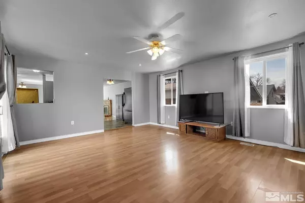 Sparks, NV 89431,592 Oleander WAY