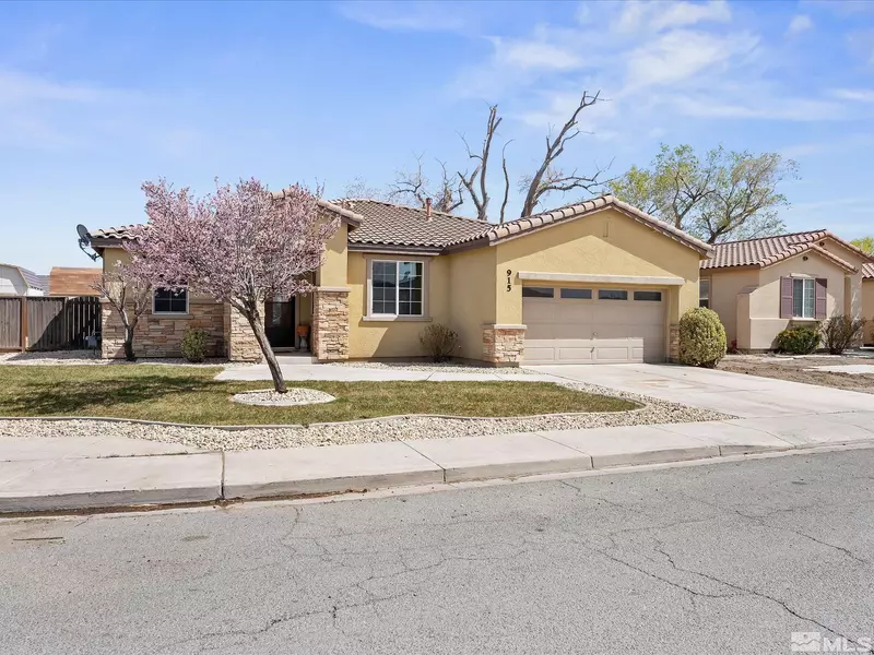 915 Jill Marie LN, Fernley, NV 89408