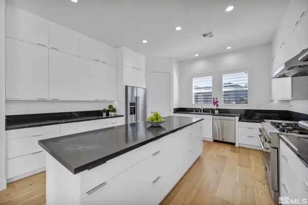 Reno, NV 89521,2277 White Clay DR Drive