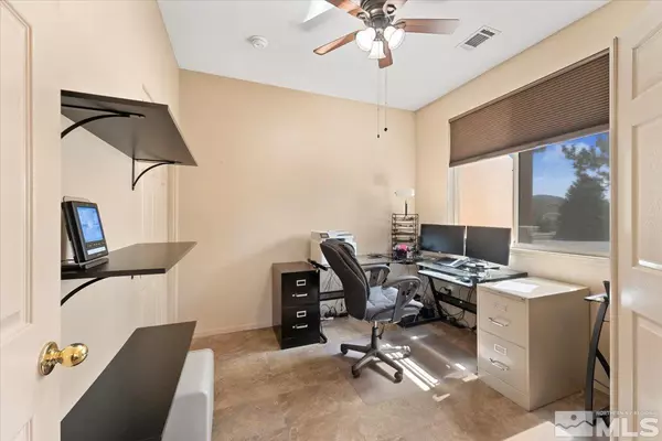 Reno, NV 89508,21055 Rainier DR