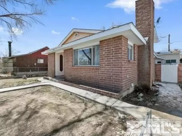 Hawthorne, NV 89415,427 D ST