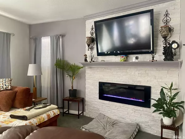 Fernley, NV 89408,279 Jordan CT Court