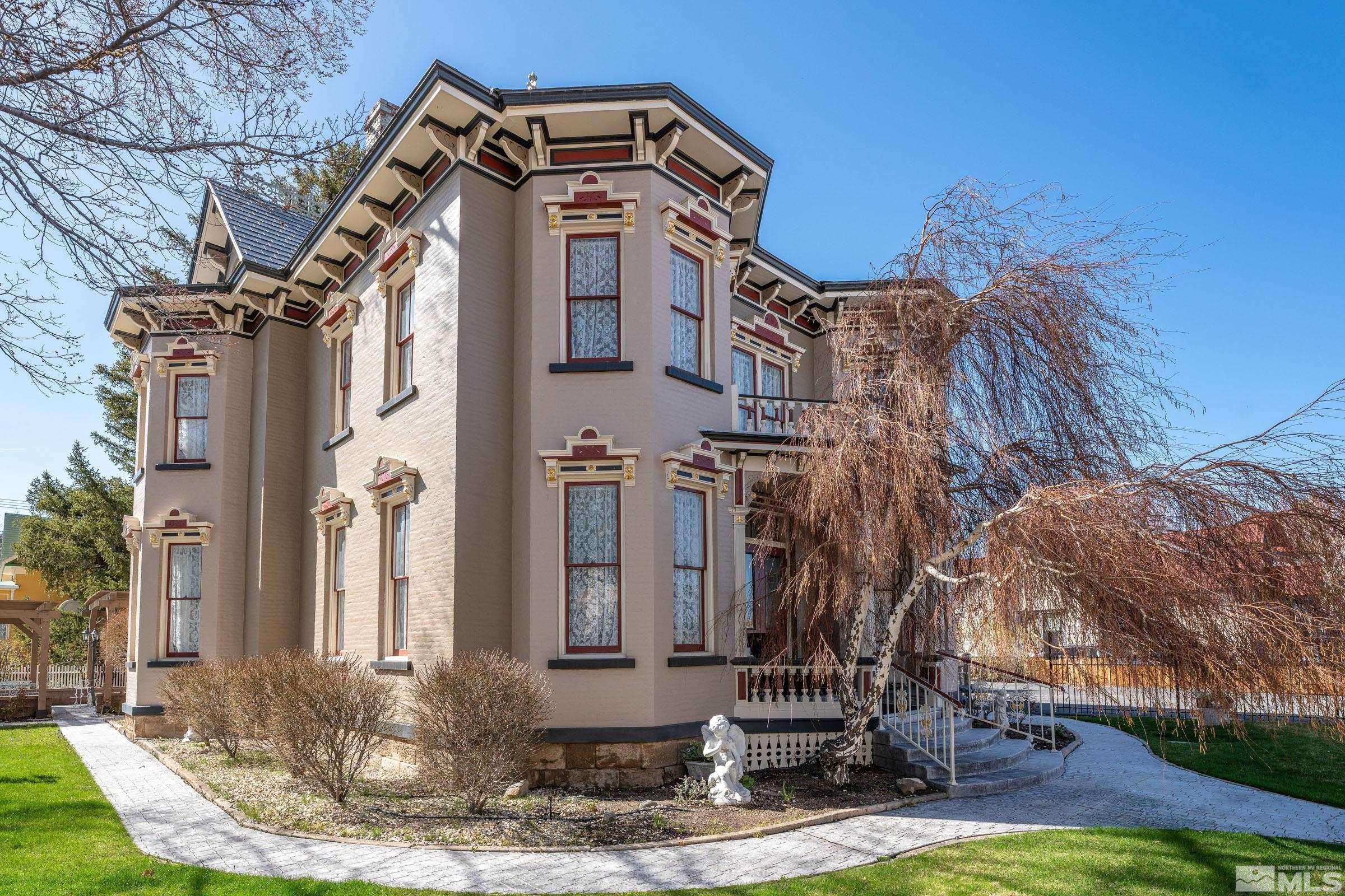 Carson City, NV 89703,102 N Curry ST Street