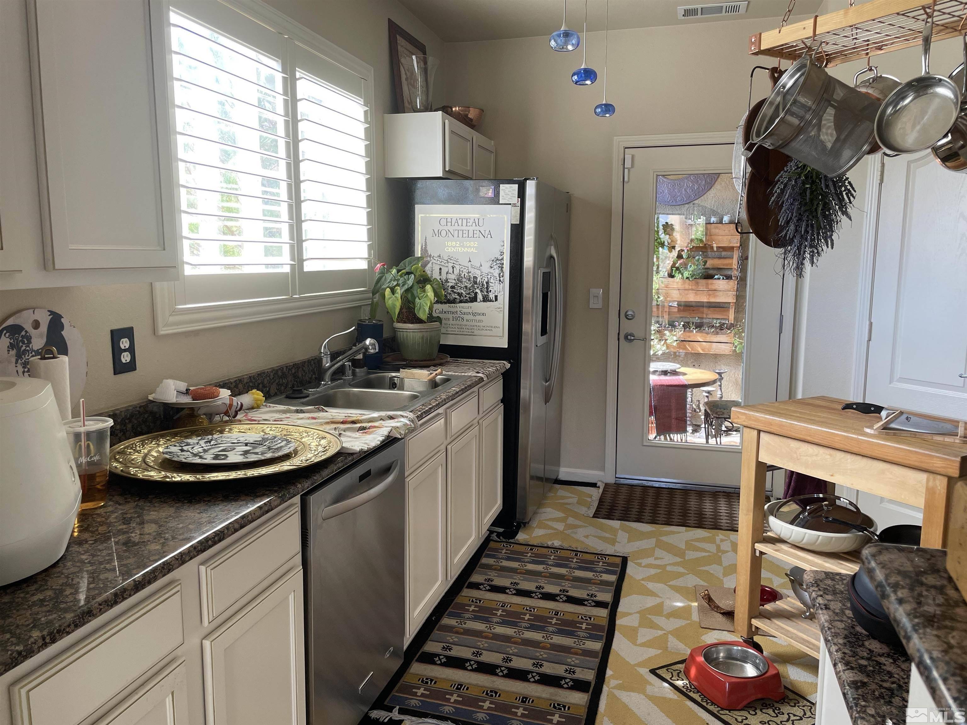 Reno, NV 89511,17000 Wedge Pkwy Parkway #1624