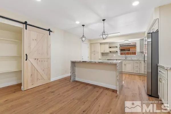 Sparks, NV 89431,275 E Lincoln