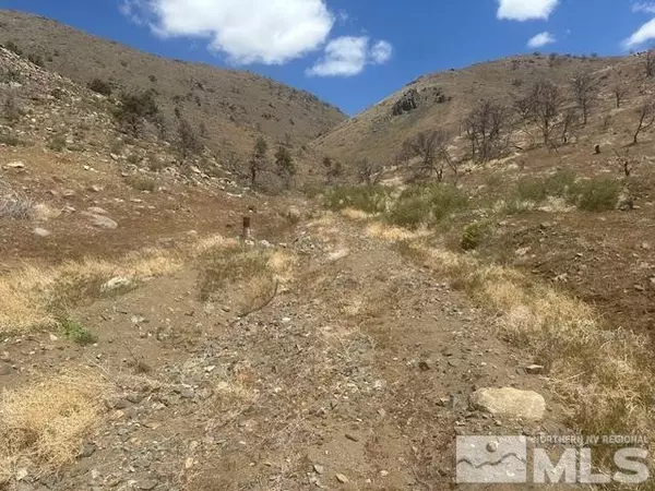 Coleville, CA 96107,865 Eastside