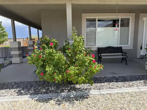 Fernley, NV 89408,921 Red Rock RD Road