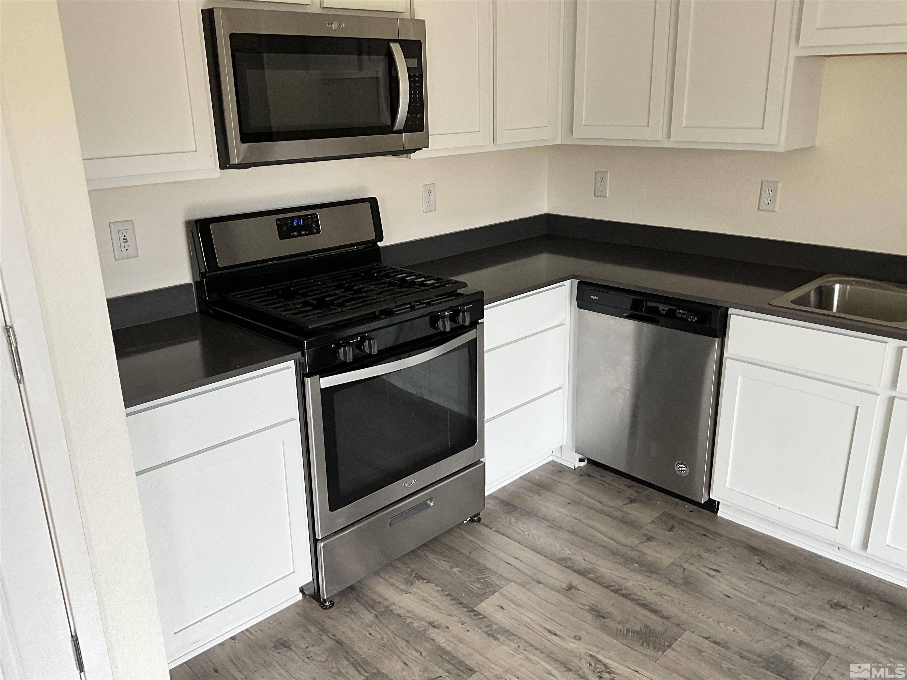 Reno, NV 89506,8898 Wolf Moon DR Drive
