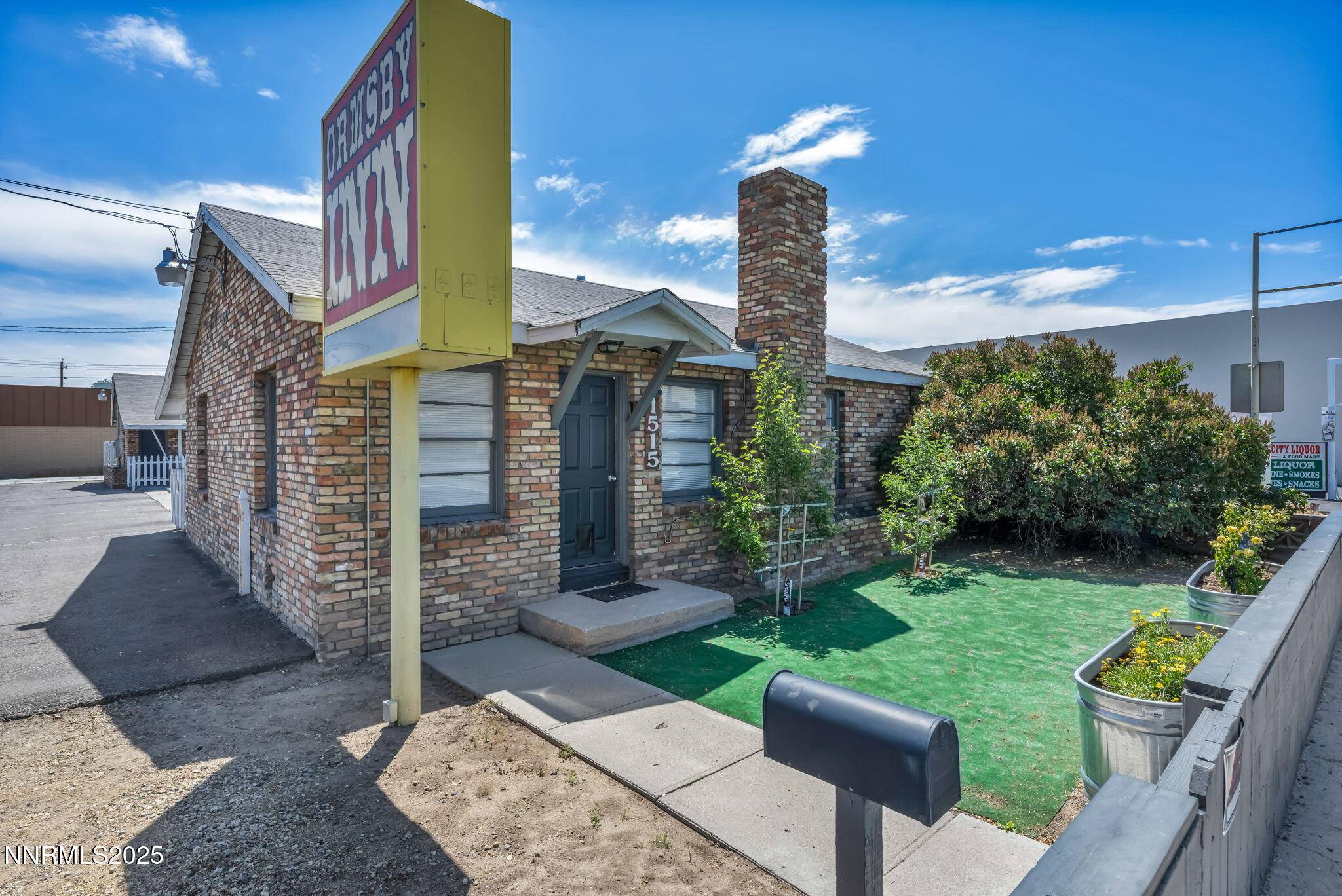 Carson City, NV 89701,1515 N Carson ST Street