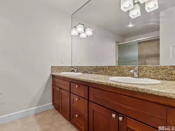 Reno, NV 89503,450 N Arlington 1404 #1404