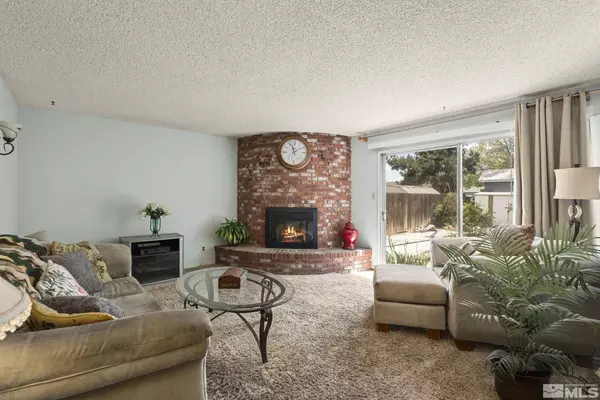 Sparks, NV 89431,1645 Meadowvale WAY