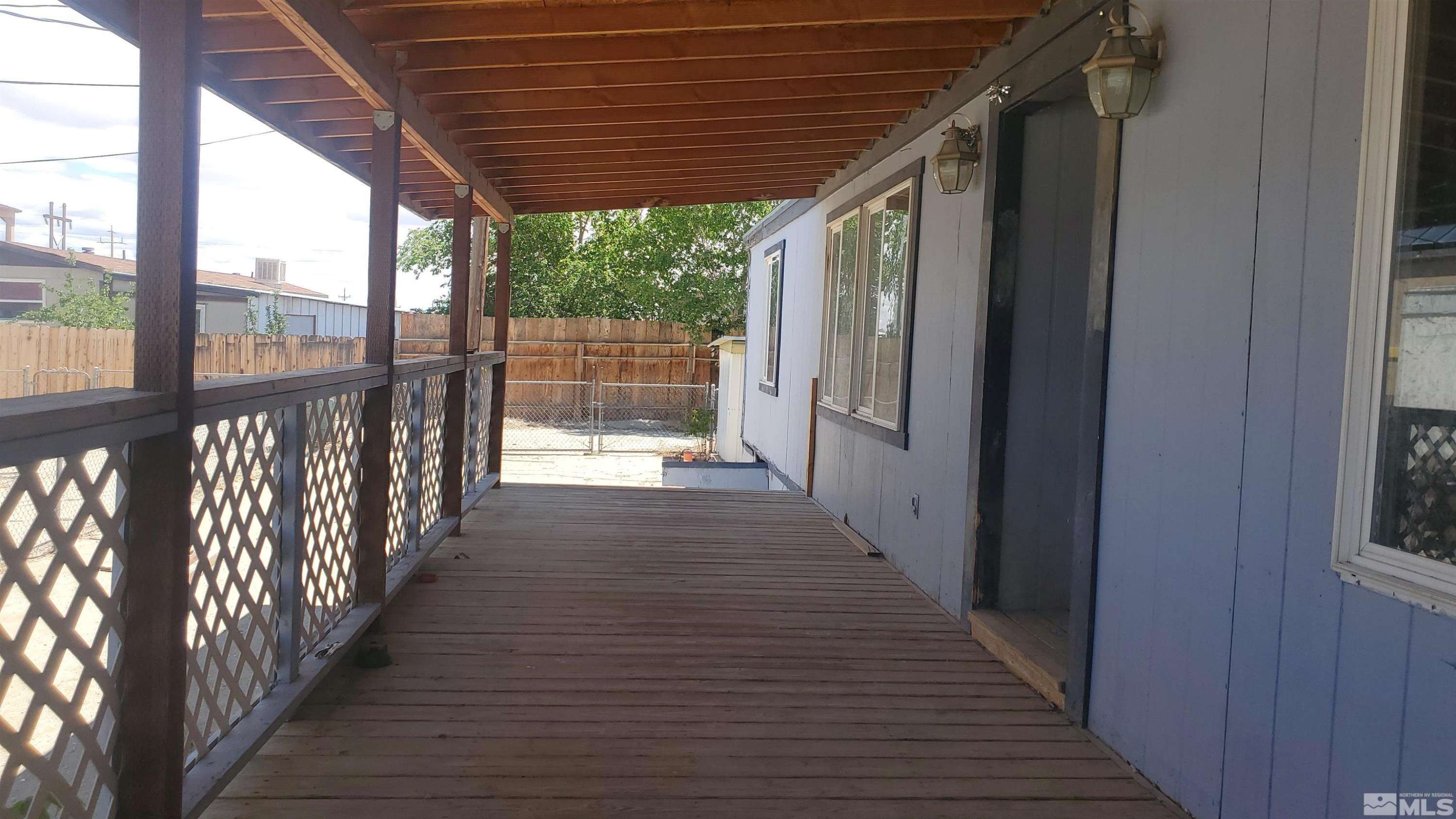 Hawthorne, NV 89415,440 N ST Street
