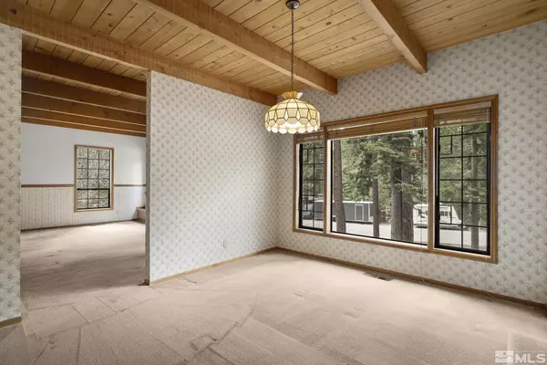 Incline Village, NV 89451,802 ONeil WAY Way