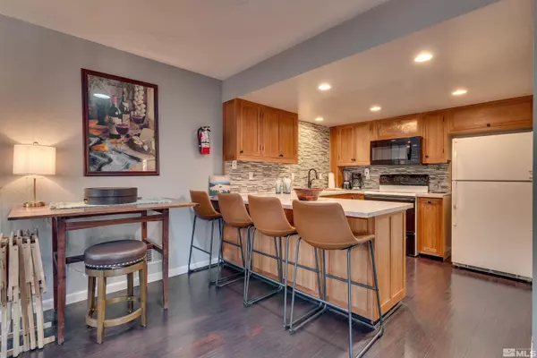 Stateline, NV 89449,100 Lake #B