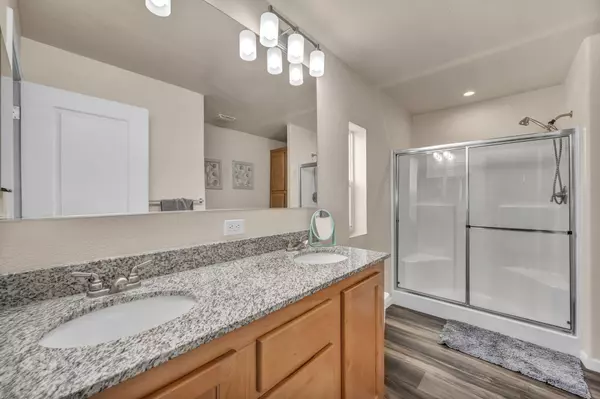 Silver Springs, NV 89429,5405 White Oak DR Drive