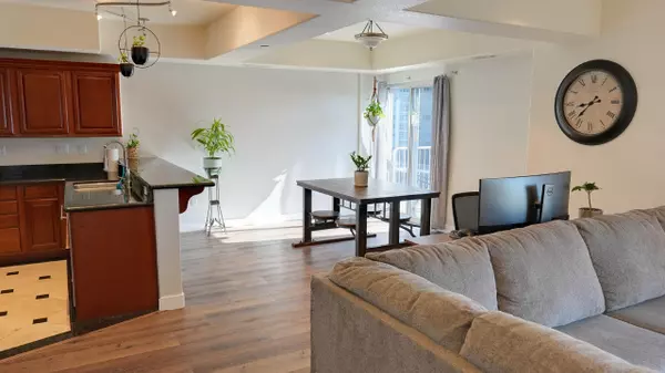 Reno, NV 89501,200 W 2nd ST Street #APT 707