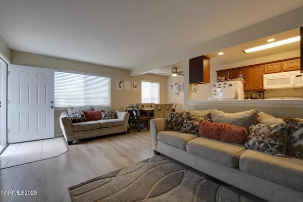 Reno, NV 89502,4930 Catalina DR #APT 3