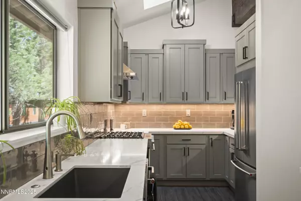 Incline Village, NV 89451,1000 Lakeshore #16