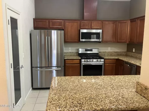 Sparks, NV 89436,5619 Crescent Hill WAY Way