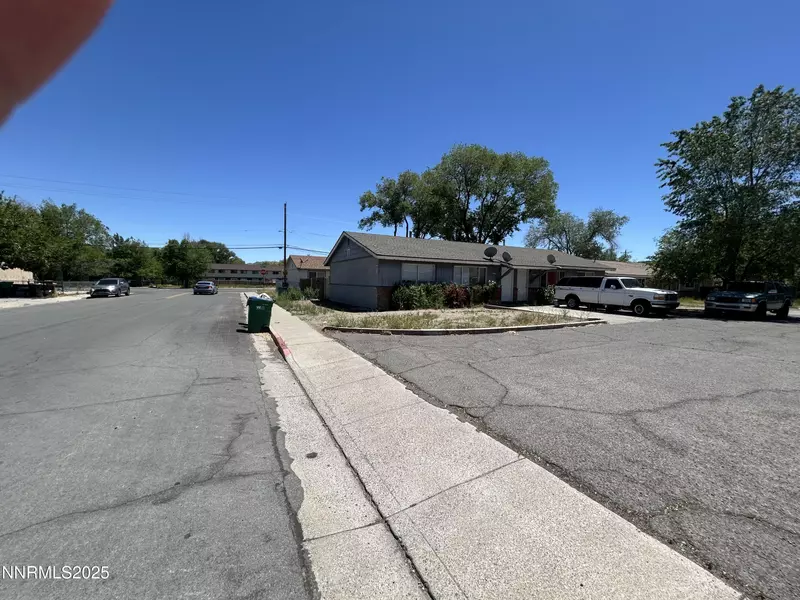 1250 Virbel LN, Reno, NV 89502